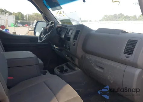 2012 Nissan Nv 2500 z USA, uszkodzony, nr VIN 1N6BF0LY5CN114301